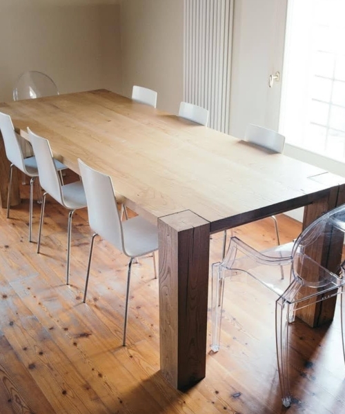 Tavolo in legno di Castagno