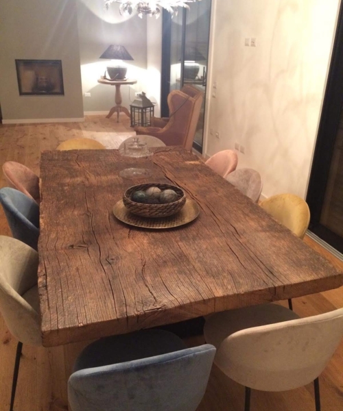 Tavolo in legno di Rovere antico